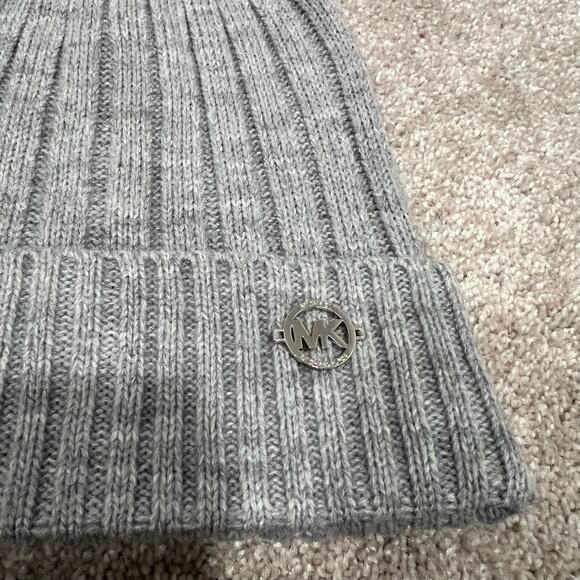 NWT‎ Michael Kors Grey Beanie with Pom Pom One Size MSRP $48 - Picture 3 of 3